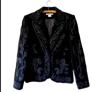 Nygard velvet blazer